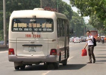 Hà Nội sẽ lắp camera giám sát xe đón khách dọc đường